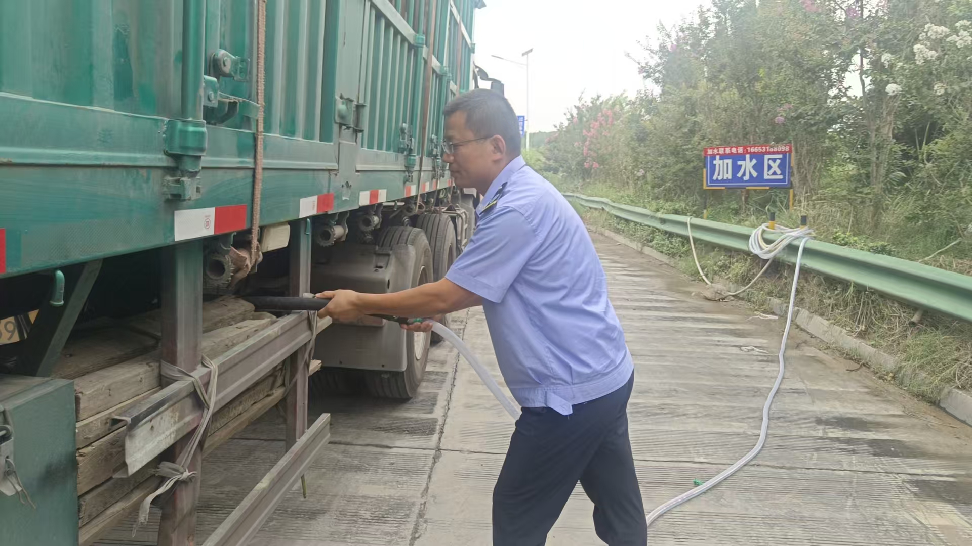 72afb838ad74464b8aa7f64542c6c291.jpg 72afb838ad74464b8aa7f64542c6c291.jpg